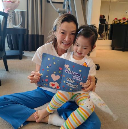 Michelle Yeoh and her granddaughter Raelyn.